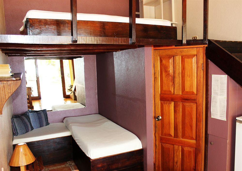La Palapa Guest House Tamarindo Exterior photo
