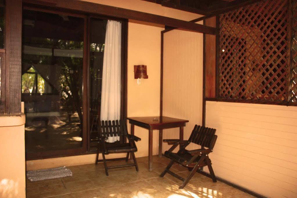La Palapa Guest House Tamarindo Exterior photo